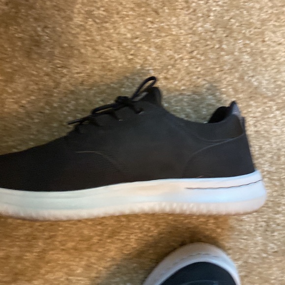 Skechers Mens Black Delson Shoe - Picture 5 of 9